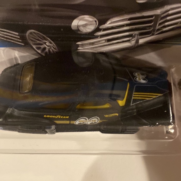 Hot wheels 47‘Chevy Fleetline - Picture 4 of 5